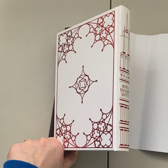 Seven Faceless Saints Fairyloot Edition Signed Hardcover Book - Picture 8 of 10